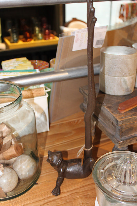 Cast Iron Frog Paper Towel Holder (LOCAL PICKUP ONLY)