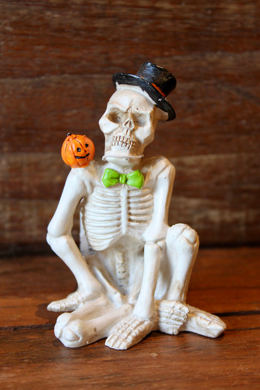 Sitting Resin Skeleton w/ Top Hat