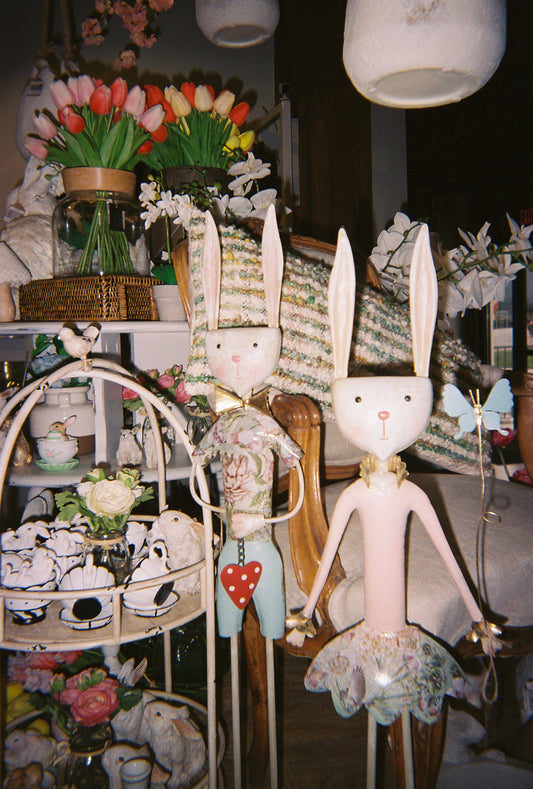 Painted Metal Long-Legged Rabbit (IN-STORE PICK UP ONLY)