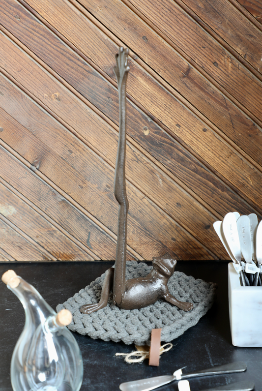 Cast Iron Frog Paper Towel Holder (LOCAL PICKUP ONLY)