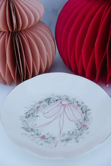 Stoneware Bowl w/ Wreath