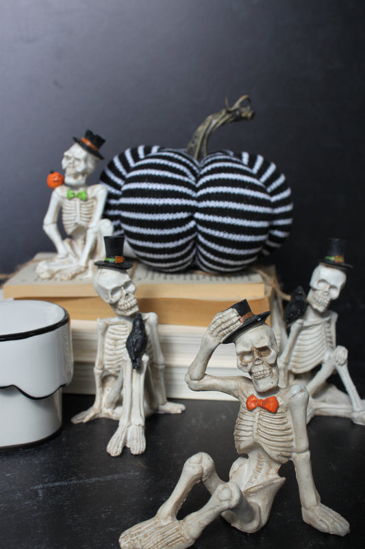 Sitting Resin Skeleton w/ Top Hat