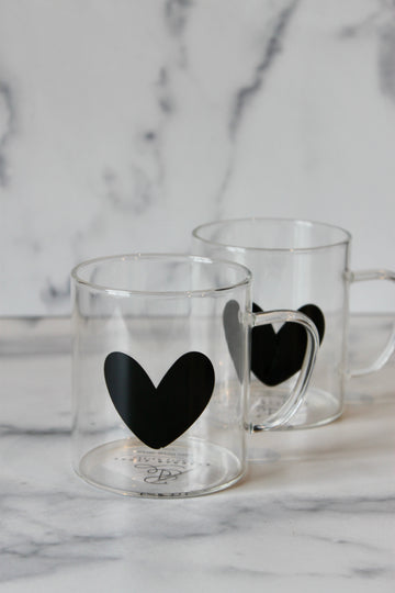 Sippin' Pretty Glass Mug - Heart