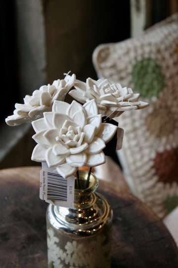 Asst. White Resin Flower Pick