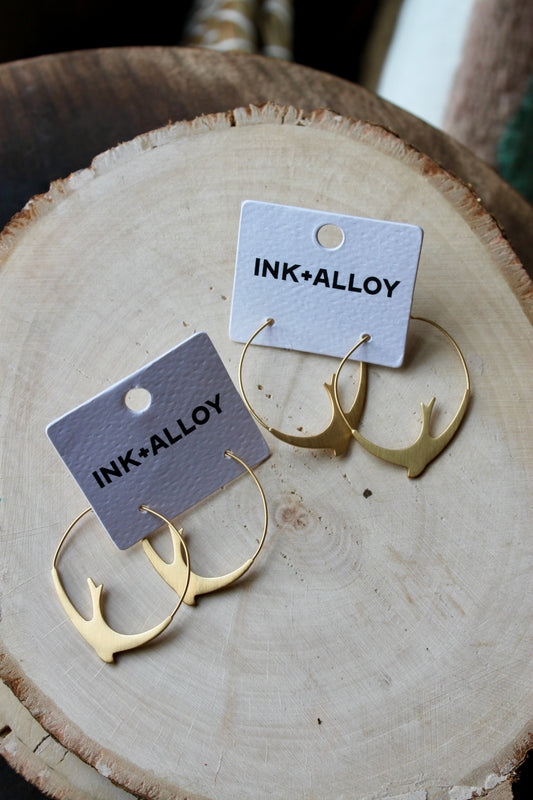Amelia Circle Bird Hoop Earrings Brass