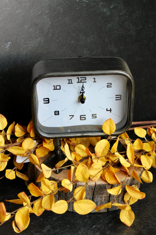 Metal Clock with Duck Feet