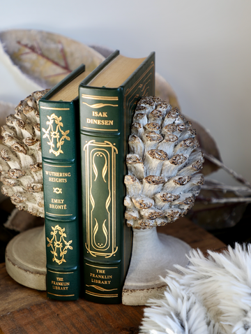 Resin Pinecone Shaped Finial Bookends, Distressed Finish, Set of 2