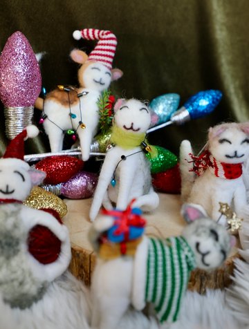 Felt Clutter of Cats