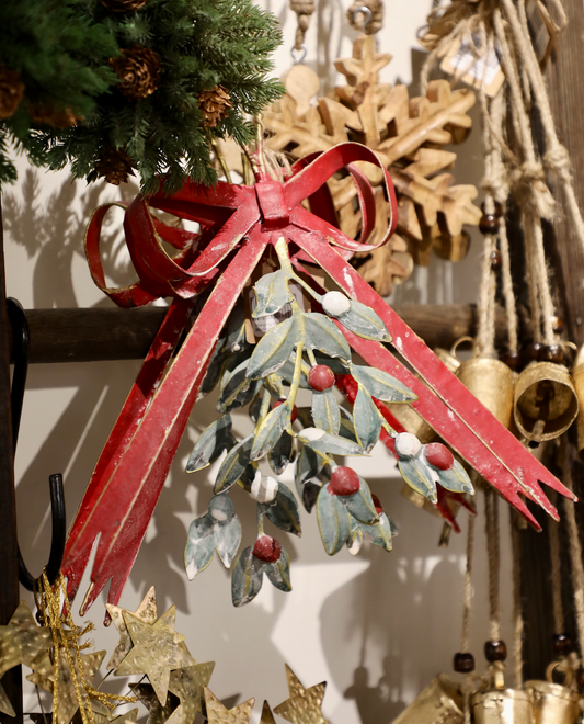 Hanging Metal Bow & Mistletoe Wall Decor