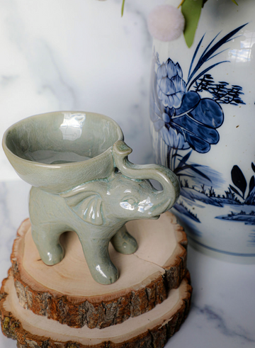 Stoneware Elephant with Bowl