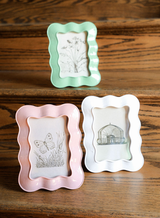 Resin Wavy Photo Frame