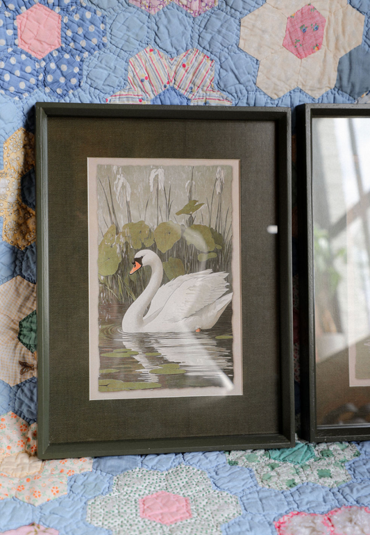 Wood Framed Swan Wall Décor
