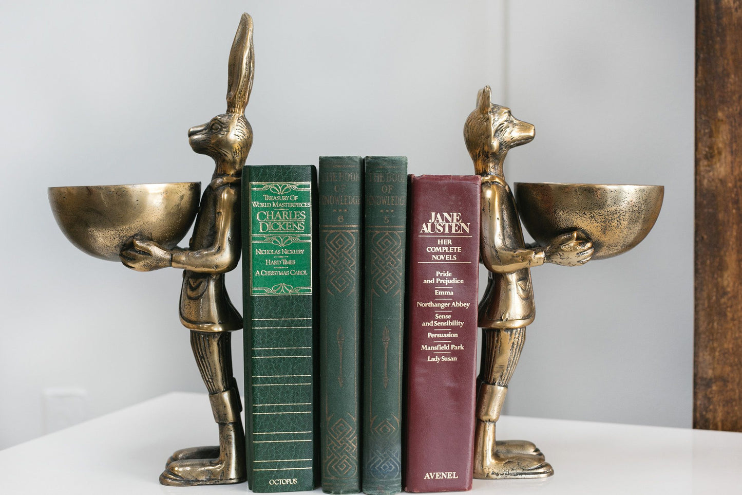 Bronze E+E Dish Stand